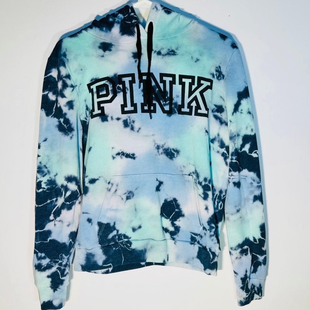 NWOT. Victoria’s Secret Pullover Hoodie.